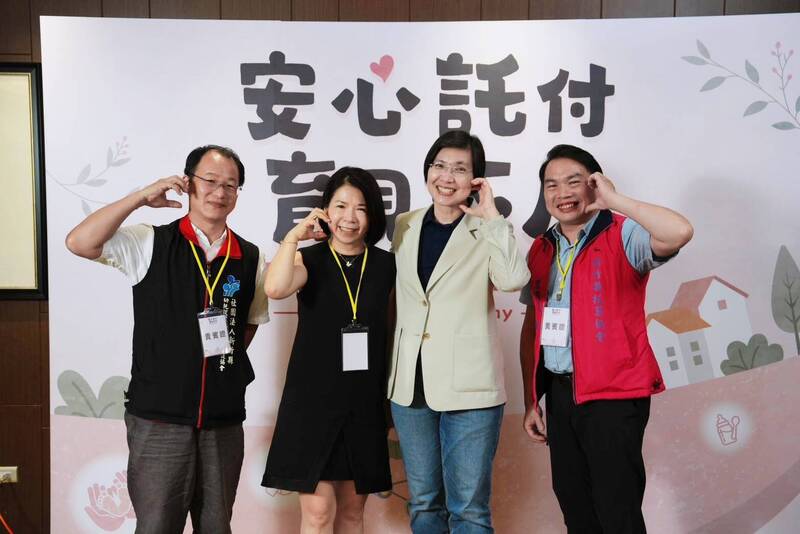 徐欣瑩提3大托育支持政策 推動親屬托育入法