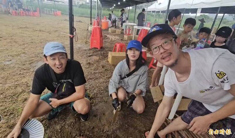 金山甘藷季千人焢窯!日本朋友也來了 挖地瓜嘗創意料理農遊趣