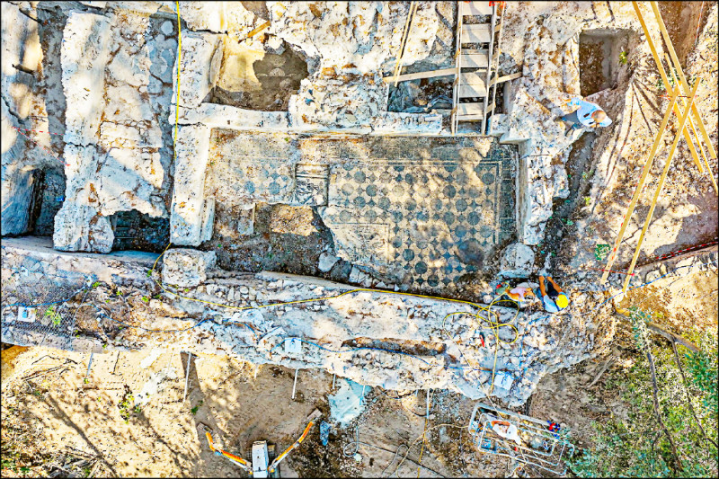中英對照讀新聞》Ancient Roman firefighters’ barracks may have been found near Colosseum可能是古羅馬消防隊營舍的遺址在羅馬競技場周邊出土