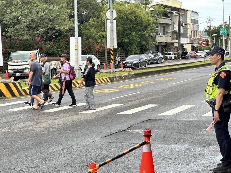 石岡熱氣球嘉年華首日湧入近9萬人 東勢警方全員出動交管