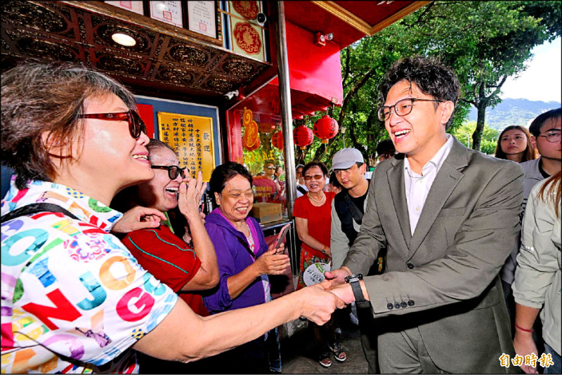 沈伯洋︰什麼都要問我 不如我來當市長