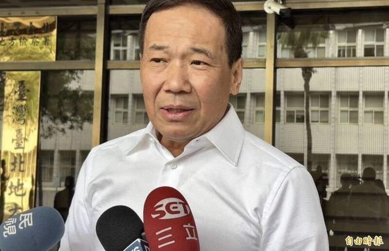 鍾小平被指「藍皮綠骨」反告3罪 轟郭正亮俯視習近平、紅統政客