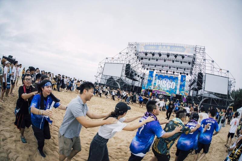 抓住夏季尾巴 澎湖澎大海沙灘音樂祭吸睛年輕族群