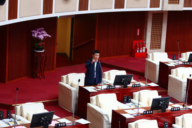 北市府翡翠水庫前局長涉特支費案 苗博雅批政風處通報市長淪「保皇處」