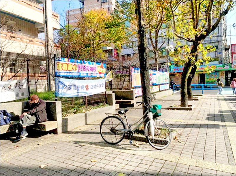 新北人行道變電箱改善 9月擬達千件