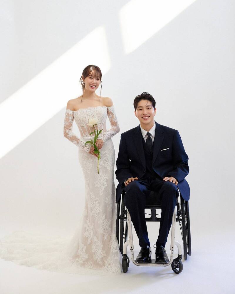 朴偉2024年和女團Secret前成員宋枝恩結婚。（圖擷自朴偉IG）