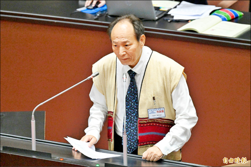 會調查太陽餅裡面為何沒有太陽?》 邱鎮軍提問 監委被提名人傻眼