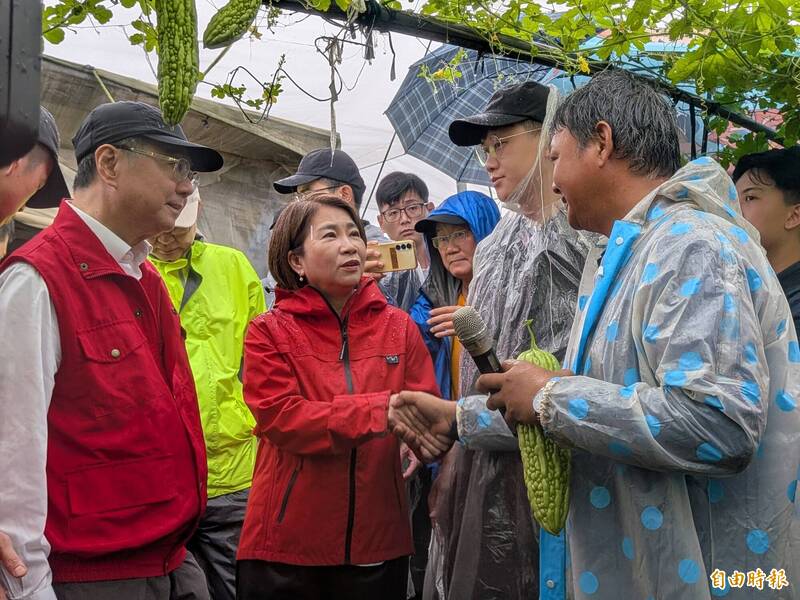 超大豪雨又致災 周春米嗆蘇清泉︰須團結時刻不需酸言酸語幸災樂禍