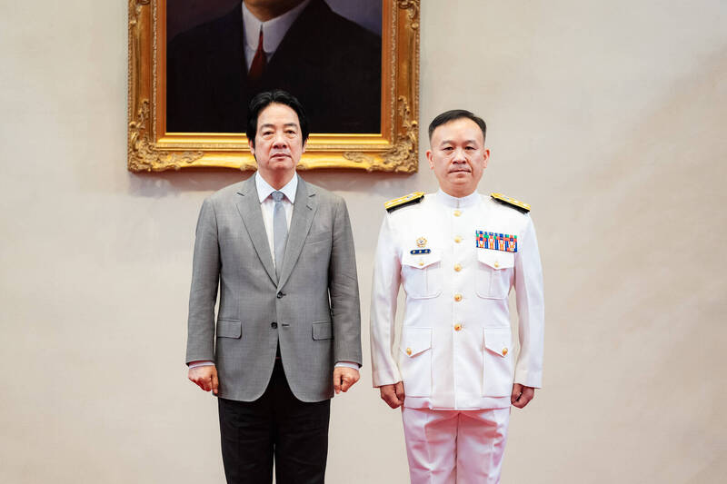 總統賴清德今主持9月份將官晉任授階典禮，李春政晉任中將，並將接任海軍陸戰隊指揮官。（總統府提供）