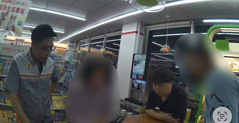 計程車司機載到詐騙車手機警通報 警扮超商店員埋伏逮捕