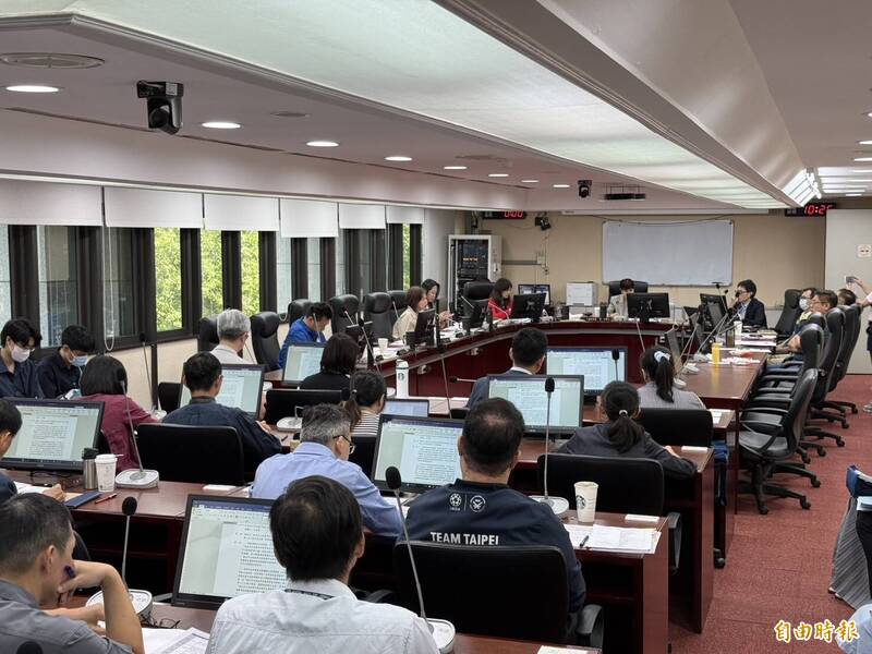 杜絕醫美偷拍!北市議會首審「反偷拍條例」 苗博雅:加重監守自盜處罰