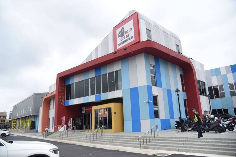 World Gym營運苗栗市全民運動館 林月琴質疑成私人健身房 余文忠回應了
