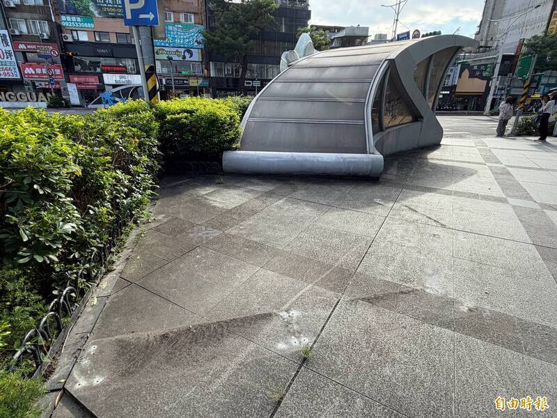 北市公館「監獄式」吸菸區拆光 殷瑋：滾動式調整聆聽各界聲音