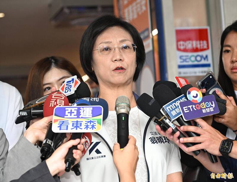 陳幸妤婚變翁曉玲扯愛錢 葉耀元質疑邏輯能力：怎當教授？