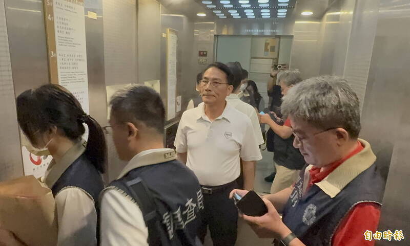 貪特搜隊公款買酒宴客!宜蘭前消防局長徐松奕起訴 檢批惡劣建請褫奪公權