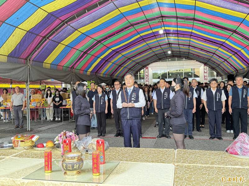 台中市府中元普度 黃國榮感慨最後一次參加 蔣偉民:年底回家吃自己