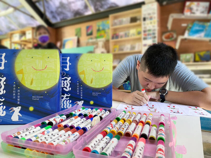 總統府被迫取消300盒中秋禮盒 瑞復益智中心:民間愛心接力補單