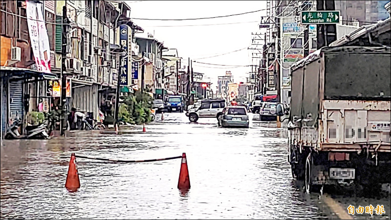暴雨接力炸 潮州富春、永春里又淹