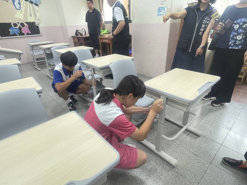 台中斥4.9億分3年汰換國中小課桌椅 新學年全面達標
