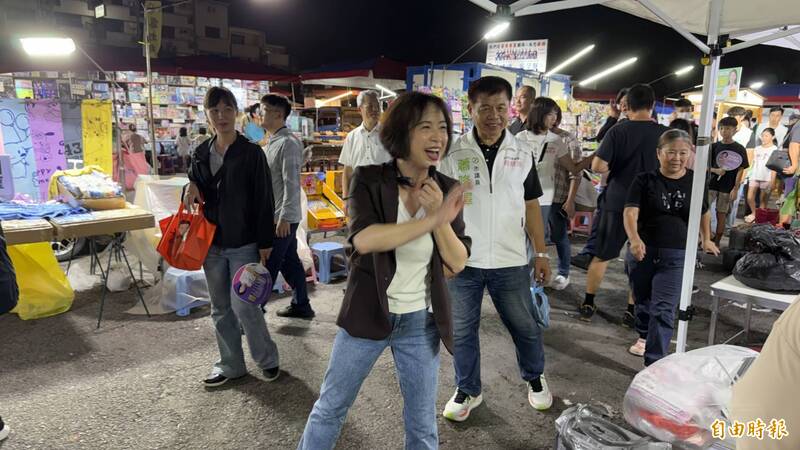 何欣純大雅夜市拜票 預告賴清德9/12台中挺「市長換欣」