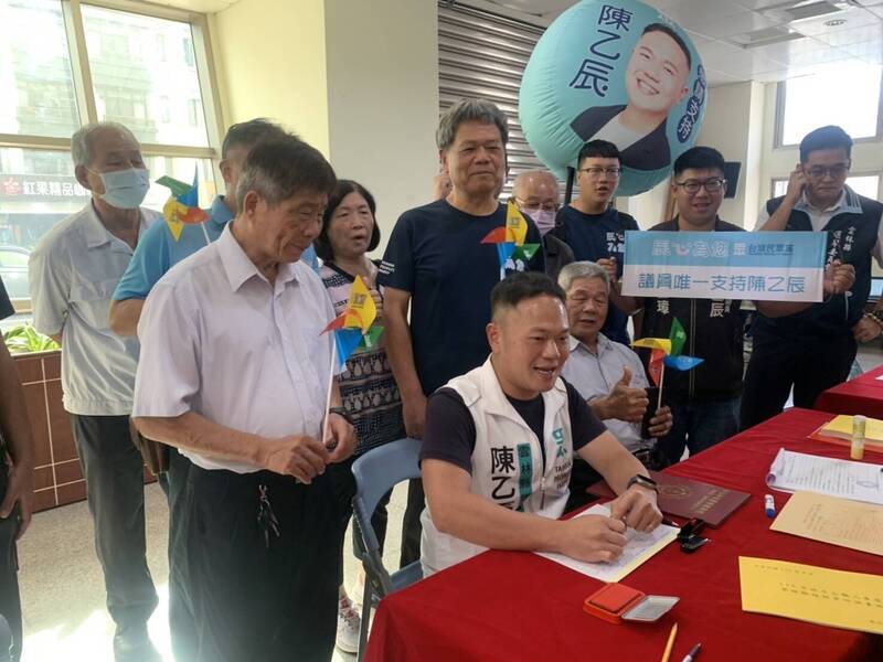 律師吳炳輝登記參選雲林縣長 2022年參選台南市長失利