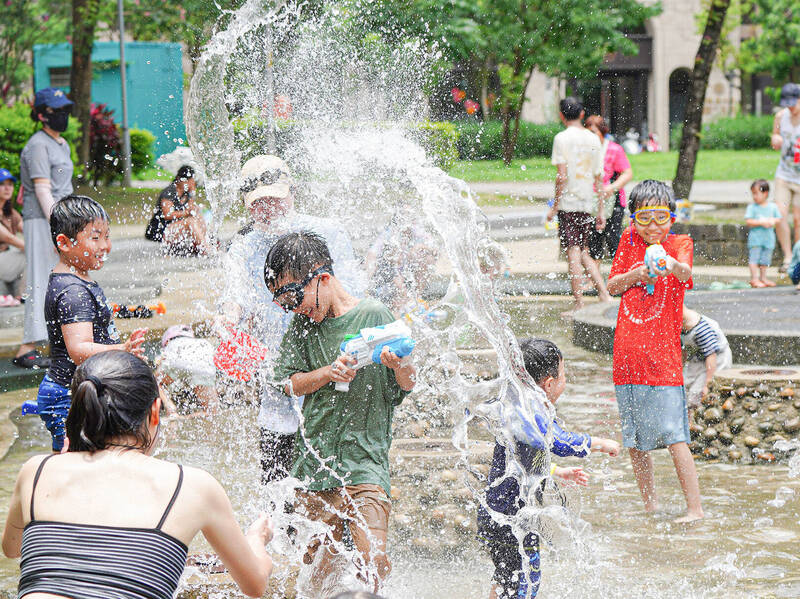 玩水倒數 新北五處超人氣戲水池10月1日起休園