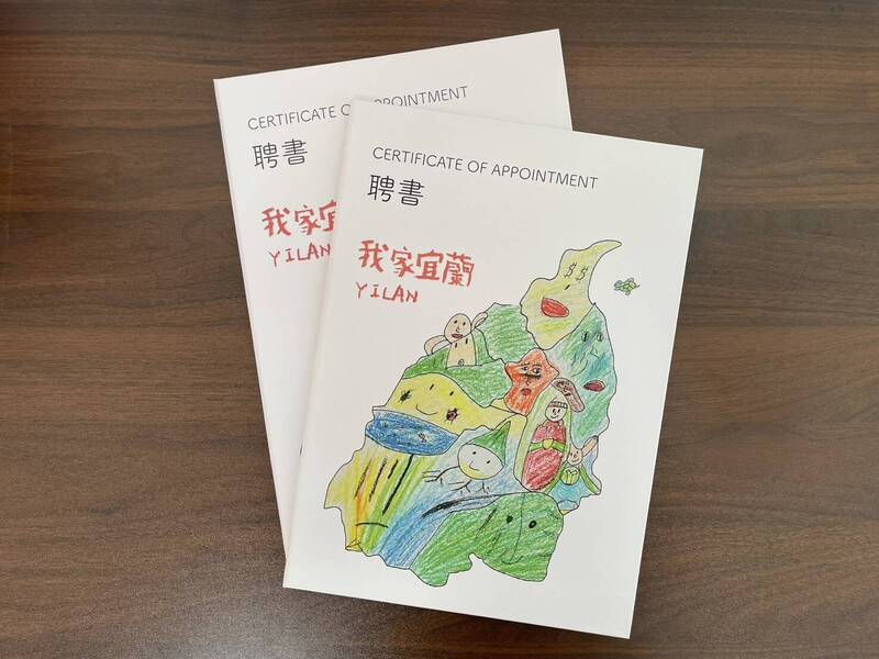 超萌!林國漳競選聘書封面 出自10歲男童之手