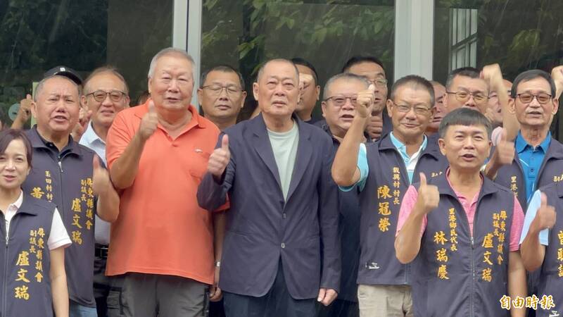 屏東公職登記首日 蔣月惠搶頭香 議員與鄉鎮長共24人完成