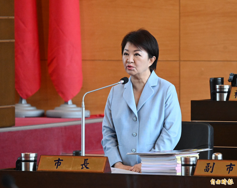 議員爆中市府局處退訂345盒月餅 網氣炸:真正棄單的是盧秀燕!
