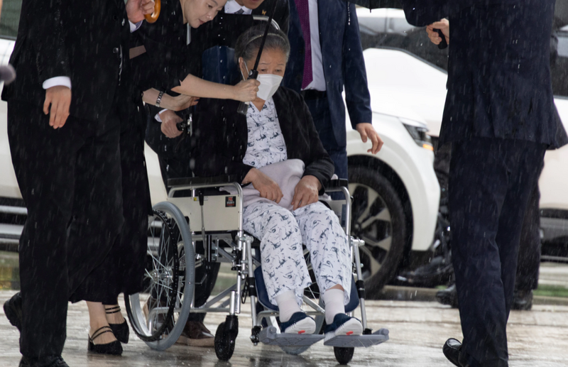 送金建希鑽石項鍊與名牌包 南韓統一教領袖涉賄判刑2年