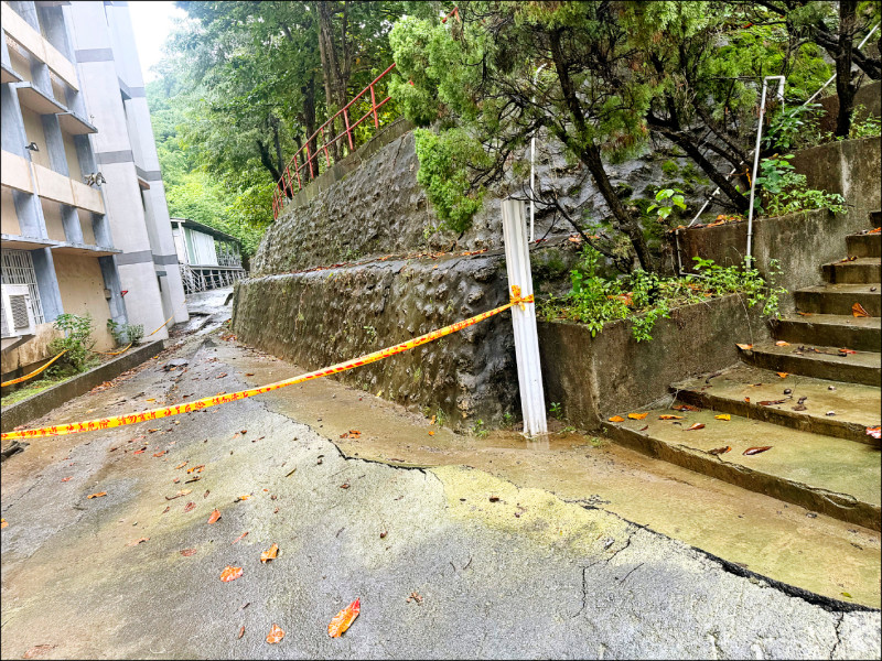 高雄13天下近整年雨量 破紀錄