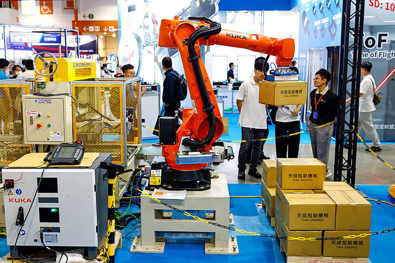 《TAIPEI TIMES》 Manufacturing growth hit 5-year high in August