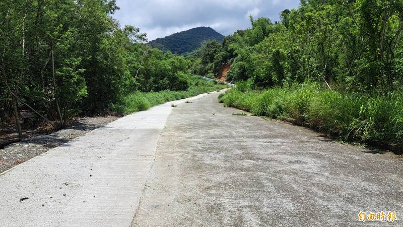 台東吳家「東映渡假村農路案」爭議延燒 檢方帶隊搜索7議員