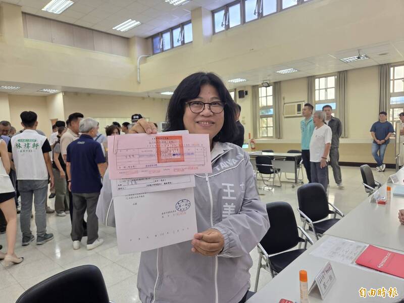 王美惠今登記選嘉義市長 張啓楷邀辯論回「不是他說了算」