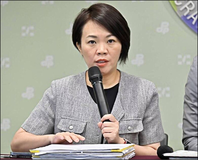 蔣萬安兒獲選國際交換生掀波》 簡舒培:補助美國人赴美交流?