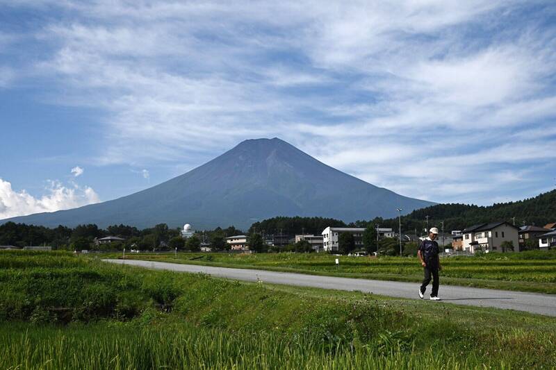 台灣男登富士山突倒地！ 山屋急助送醫仍不治