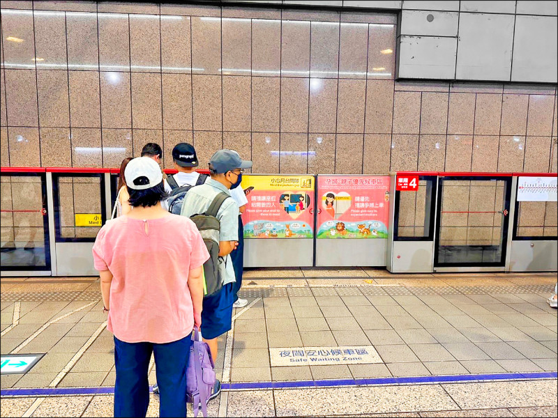 北捷親子車廂擁擠 陳怡潔:要落實禮讓