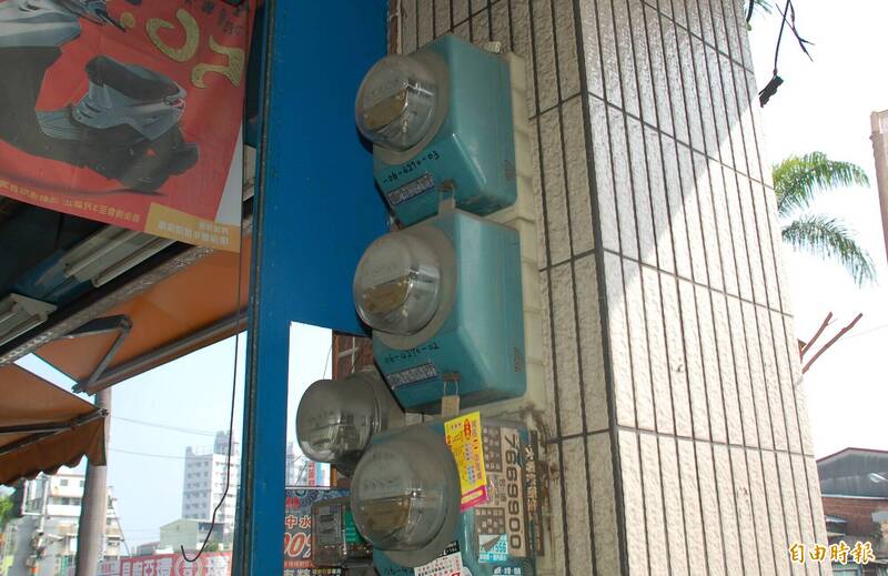 超商電表遭動手腳少繳50萬 2男互推經營責任仍得連帶賠