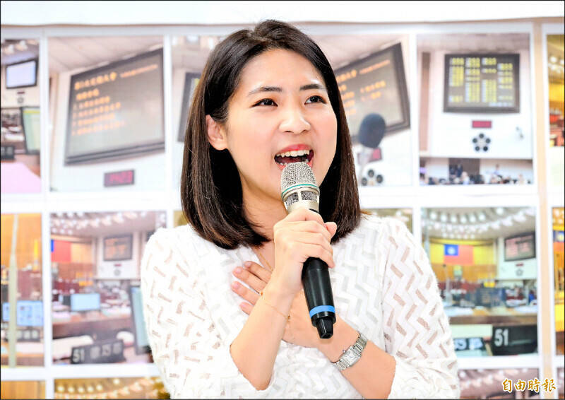 轟徐巧芯編劇本「圍油救蔣」 民進黨:有證據就交給檢調
