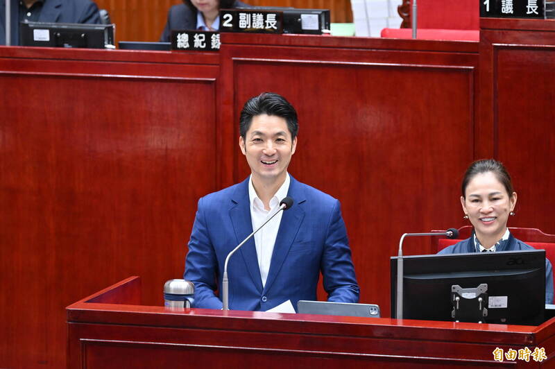 李芳儒放洗腦歌「小考」16族問候語 蔣萬安唱到第6個卡詞了