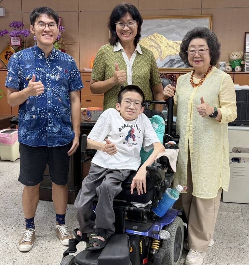 兩度獲總統教育獎 新莊高中孫翊倫深耕台語文創作受肯定