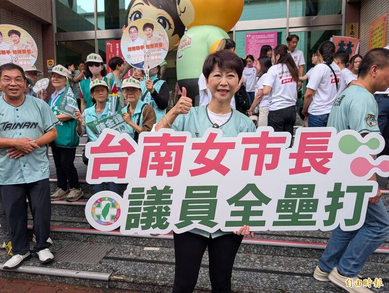 台南選戰冷清清 陳亭妃勤跑基層、謝龍介盼藍白合吸票