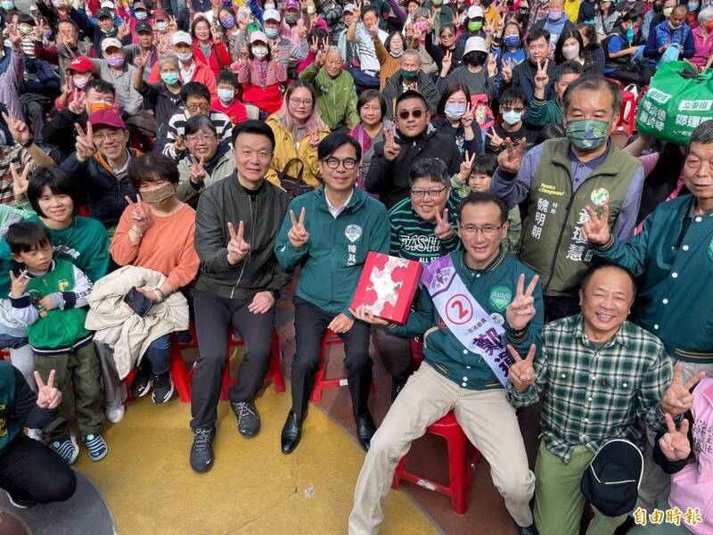隱瞞身分到鄭運鵬團隊打工!女兒不輔選爸爸 陳其邁妻子曝「1原因」