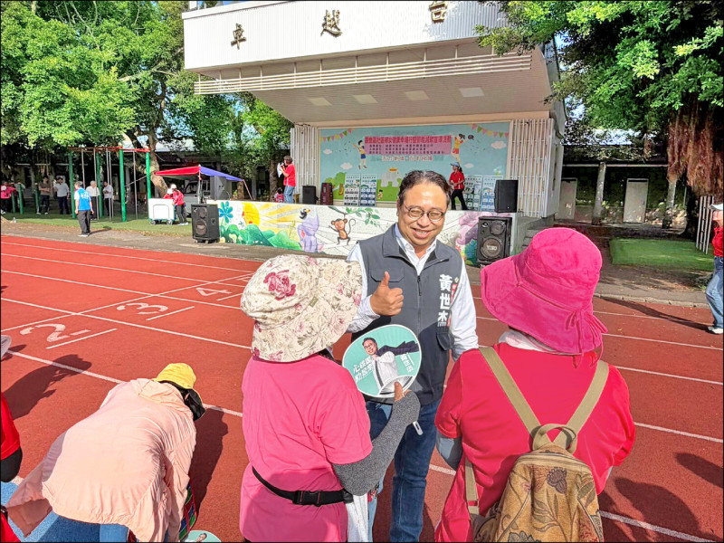 觀音分院籌設一路變 黃世杰批張善政怎敢當政績