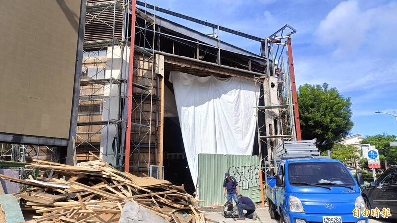 高雄黃金路口「億元廢墟」迎新租客 生鮮超市將進駐