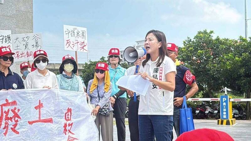 鍾東錦喊話「苗栗不會淪政客殺戮之地」 陳品安:真正殺戮是成廢棄土天堂