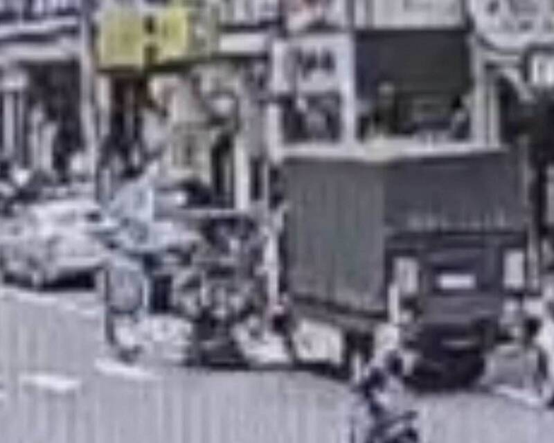 開車門又沒看?貨車駕駛下車遭騎士猛撞 雙雙重摔送醫
