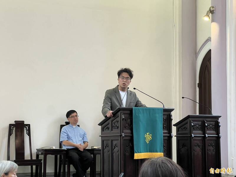 赴長老教會成立基督教後援會 沈伯洋強調沒有「票倉」概念:選票要靠爭取