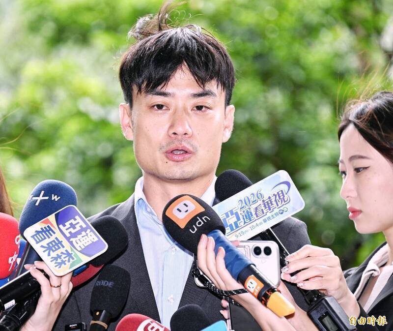 殷瑋控國教署調查蔣得立 張育萌批蔣市府說謊:根本講不清是誰問的