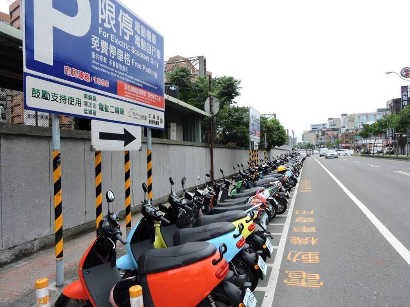 桃園電動機車領牌數雪崩式下滑 議員批光靠補助救不了綠色交通